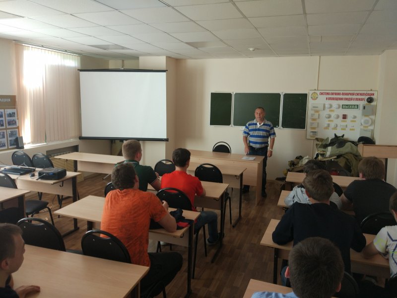 Студенты побывали во Всероссийском добровольном пожарном обществе