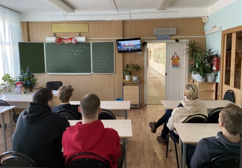 ПОДВИГ ДЕВУШЕК