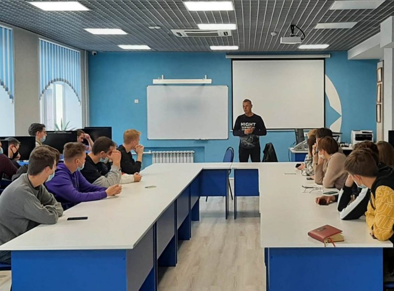 ВСТРЕЧА СТУДЕНТОВ ИТ-КОЛЛЕДЖА С РАБОТОДАТЕЛЕМ